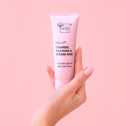 Cremă Defensil® Ceramide Wild Rose & Damask Rose Protective Barrier Hydra-Gel Cream
